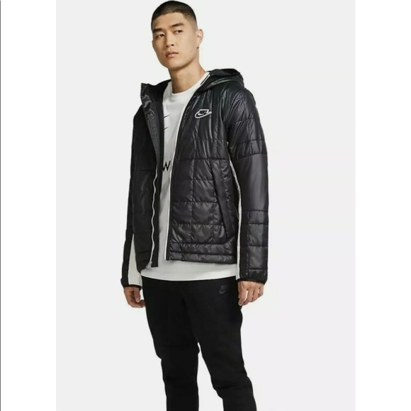 Nike NSW Synthetic Fill Thermore Full Zip Jacket - Picture 1 of 8